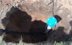 Tīrs dzeramais ūdens no dziļurbuma akas